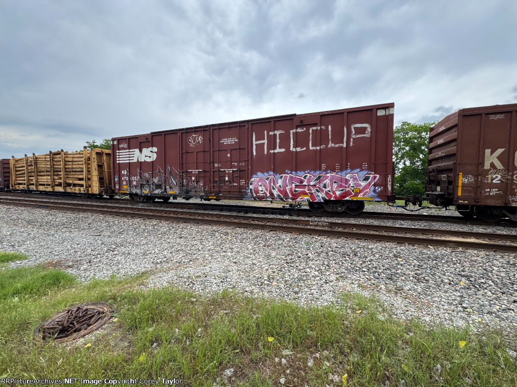 NS 470057